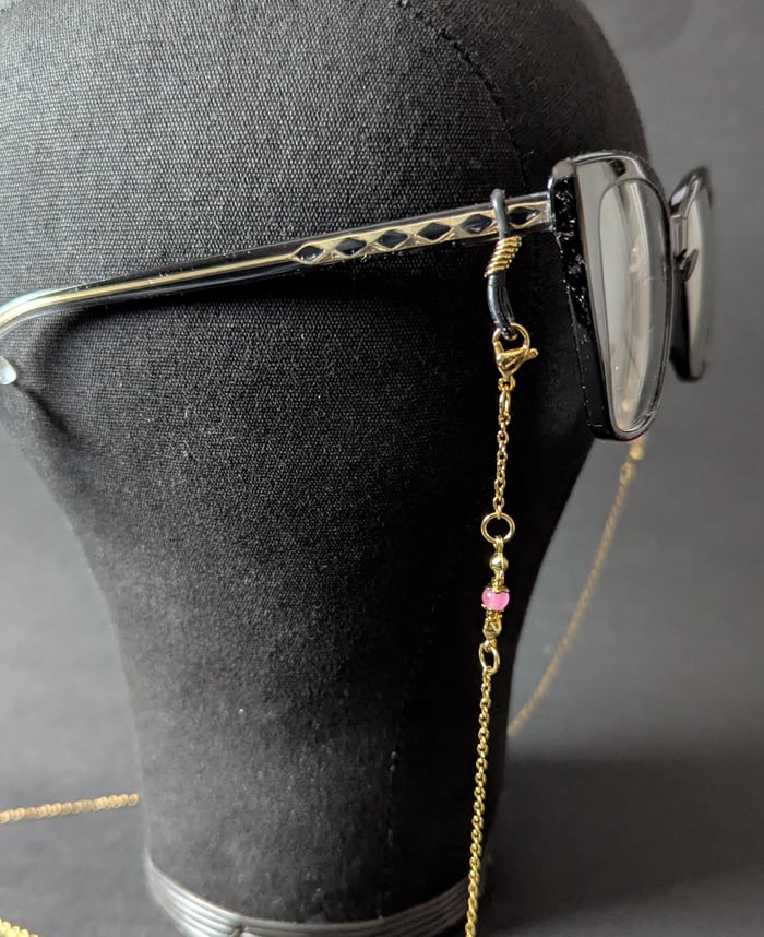 Elizabeth Glasses Chain image